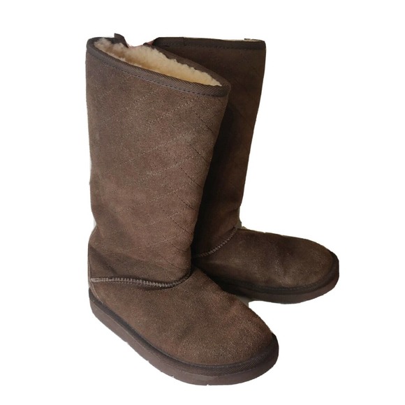 Ugg Women's Boots Brown Leather White Sheepskin Lining Size 5 Slip-on Cozy.